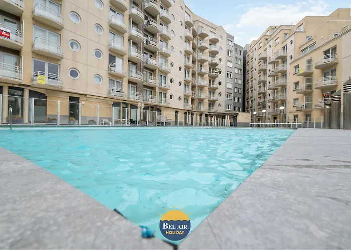 Apartamento Zeezicht Xiii - Cozy 2-bedroom On The Belgian Coast With Spacious Sun Terrace And Pool T86