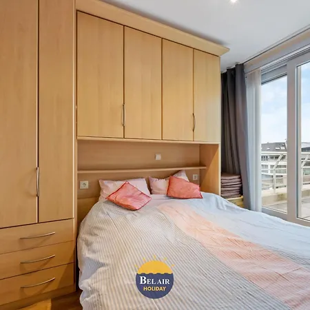 Zeezicht Xiii - Cozy 2-bedroom On The Belgian Coast With Spacious Sun Terrace And Pool T86