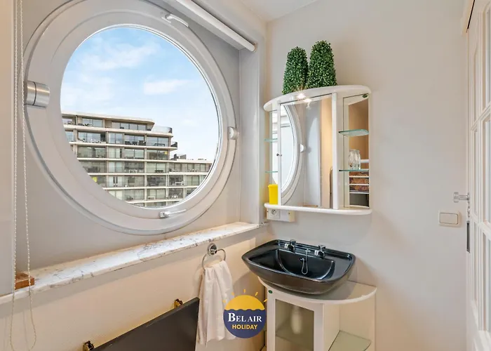 Zeezicht Xiii - Cozy 2-bedroom On The Belgian Coast With Spacious Sun Terrace And Pool T86 Apartment